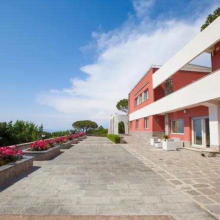 Mambrini Villa *